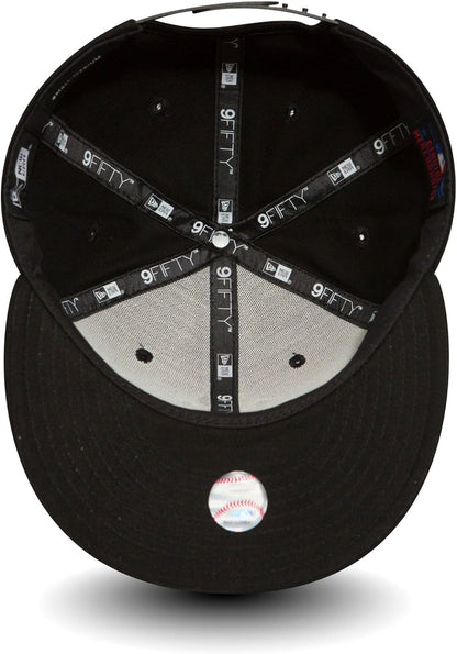 New Era New York Yankees MLB Essentials Scarlet 9Fifty Snapback Cap